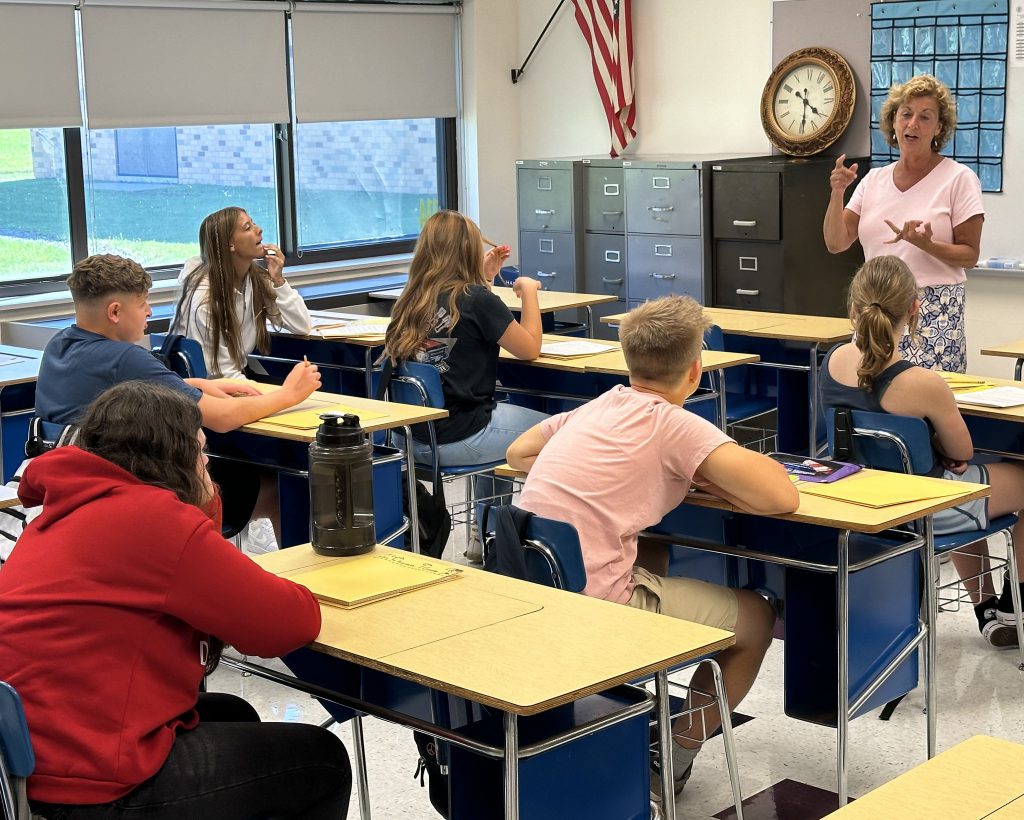 Barb Handy teaches a class