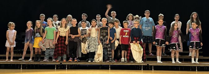 Elementary School Students Perform at K-5 Talent Show